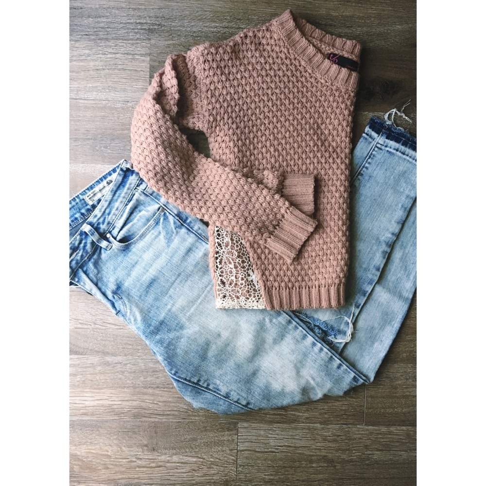 Crop Knit Pullover Crewneck Sweater Mauve & Lace